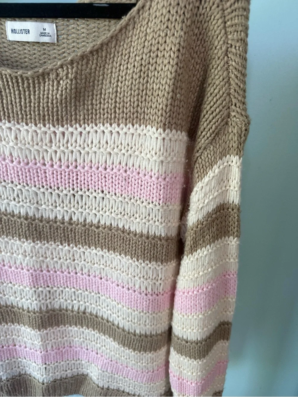 Hollister Striped Slouchy Off The Shoulder Knit Sweater in Beige, Pink & Cream